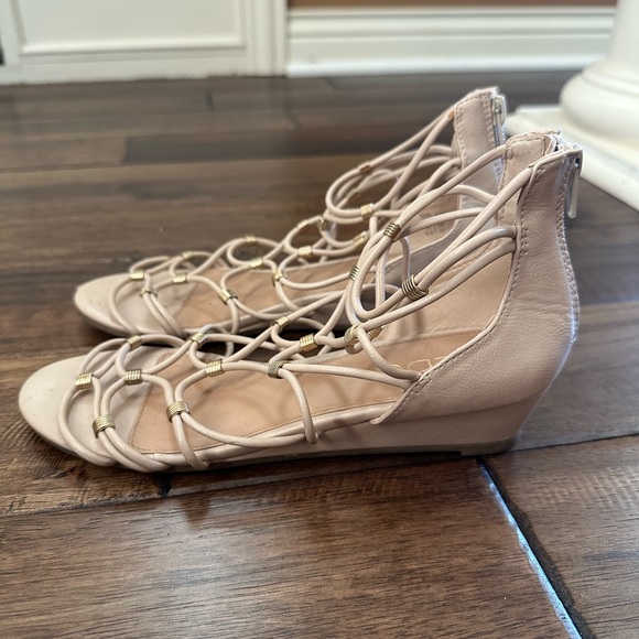 Aldo Strappy Sandals with Gold Embellishments Beads - Picture 2 of 8